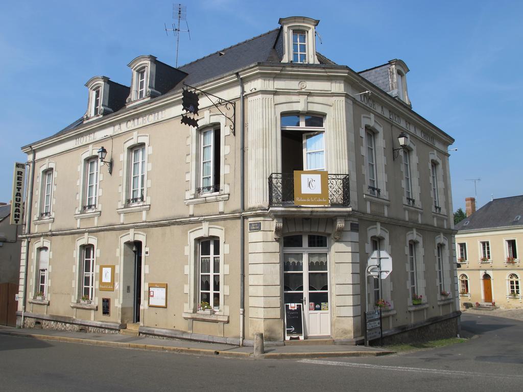 Le Relais De La Caleche Hotel Saint-Denis-d'Anjou Exterior photo